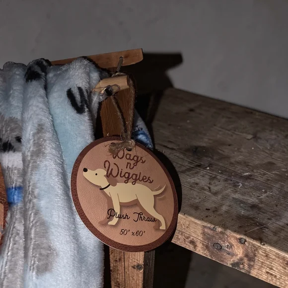 Dog * WOOF* Plush Throw Blanket - Picture 2 of 8